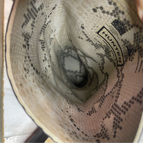 Hunter Carnaby Snake Python Print Rain Boots Sz 6M / 7W - Picture 8 of 9